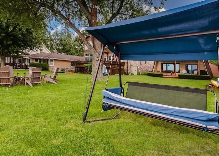 Ferienhaus Long Extended Furnished Waterfront