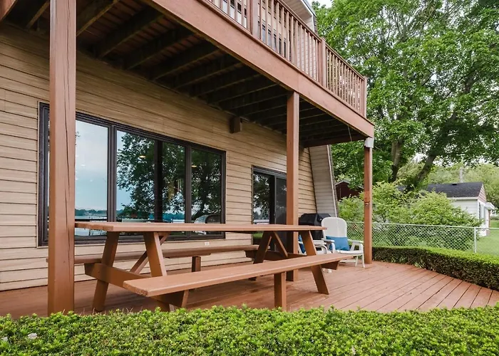 Ferienhaus Long Extended Furnished Waterfront Ingleside