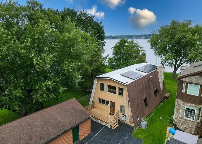 Long Extended Furnished Waterfront * Ingleside