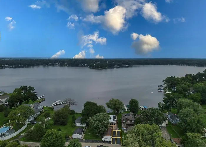 Long Extended Furnished Waterfront Ingleside